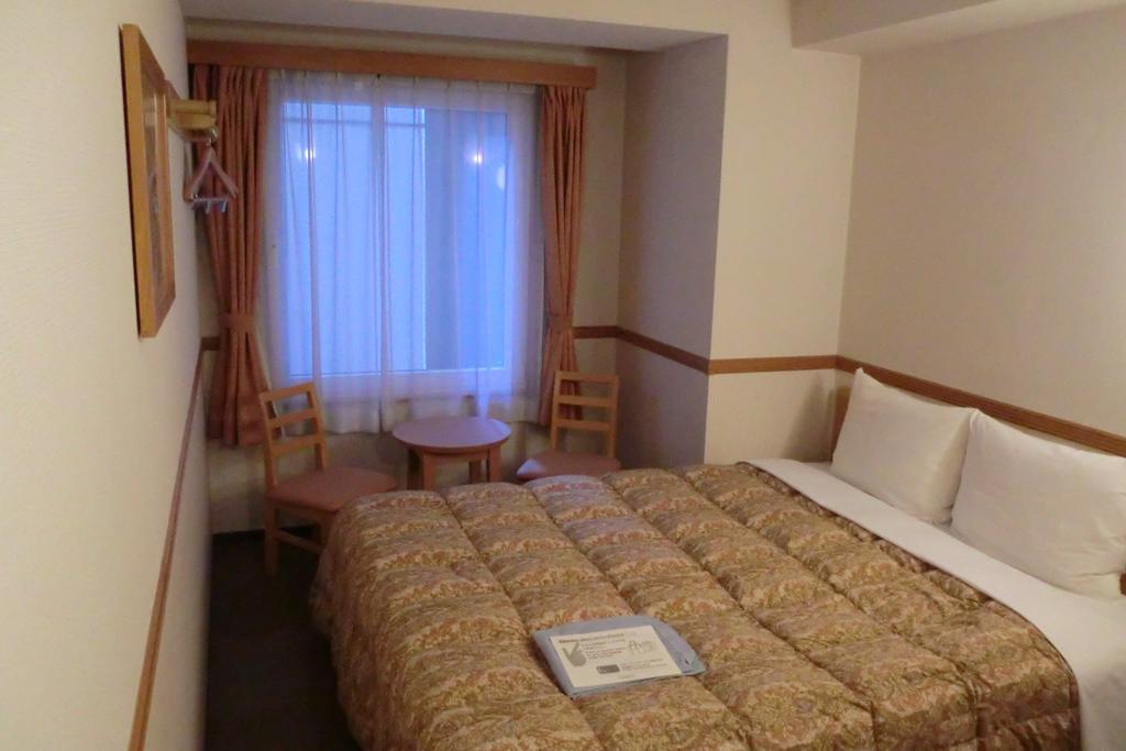 Toyoko Inn Tokyo Ikebukuro Kita Guchi No 2 Exterior photo